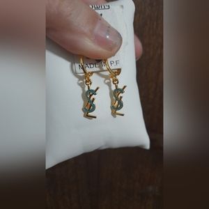 Fashion design earings